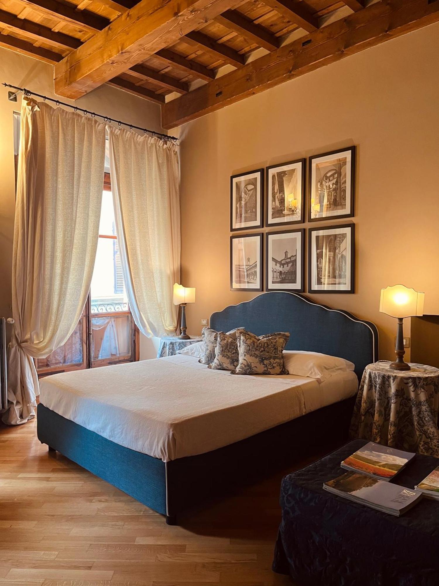 Capri Moon Guest House ฟลอเรนซ์ ภายนอก รูปภาพ