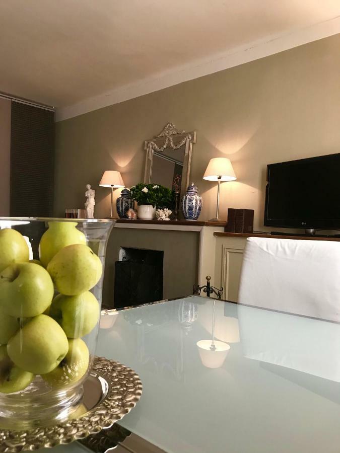 Capri Moon Guest House ฟลอเรนซ์ ภายนอก รูปภาพ